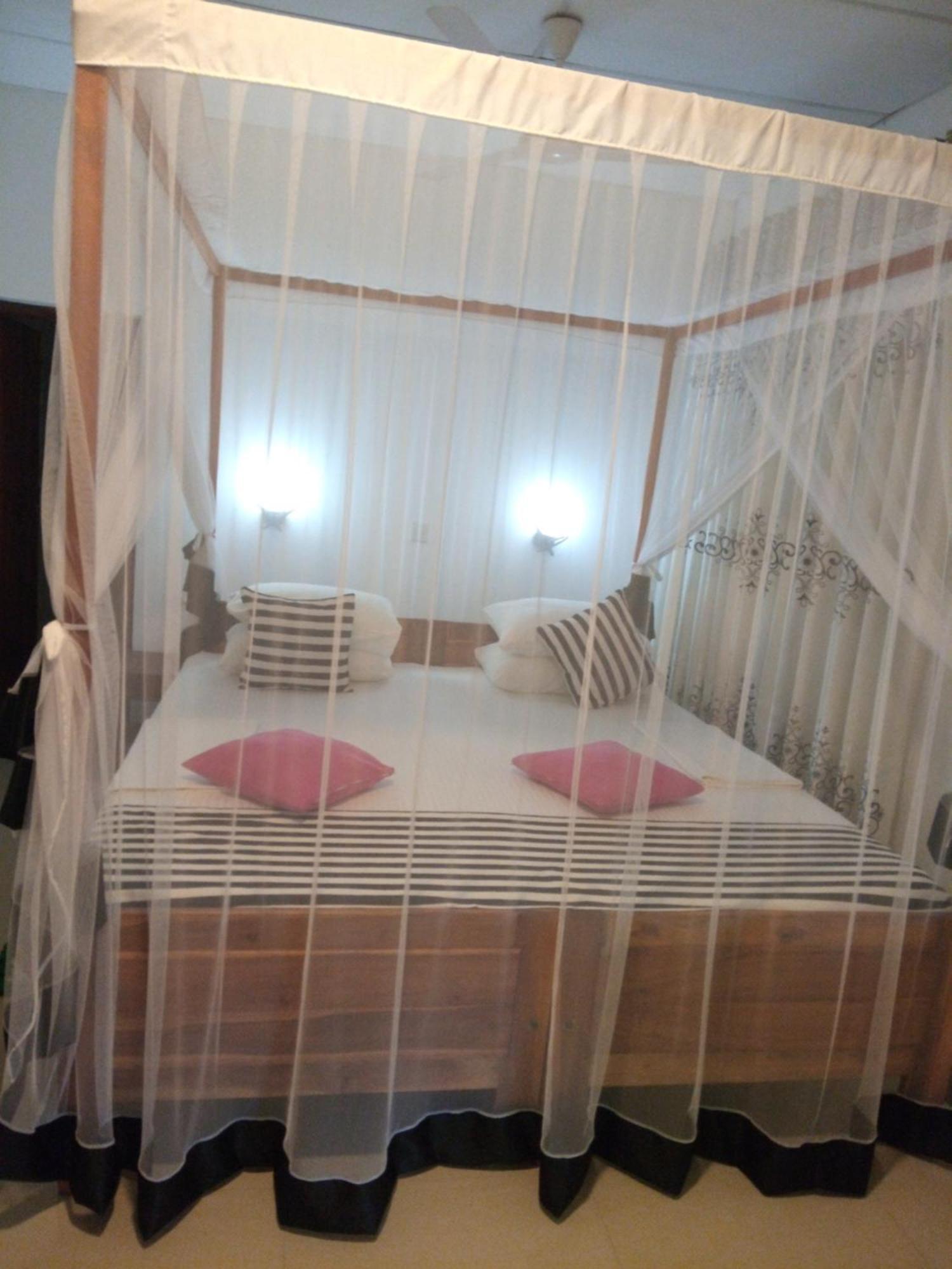 Sansala Guesthouse & Restaurant แทนกาลเล ห้อง รูปภาพ