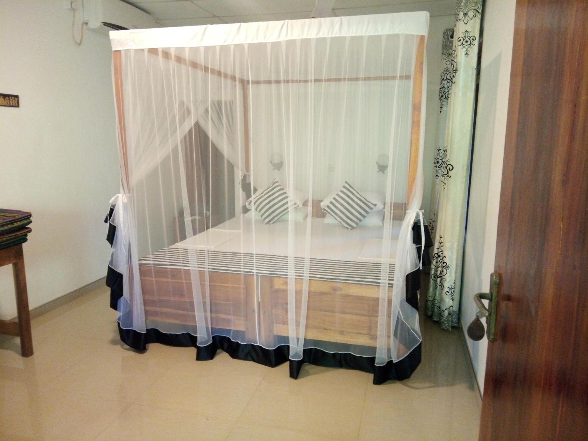 Sansala Guesthouse & Restaurant แทนกาลเล ห้อง รูปภาพ