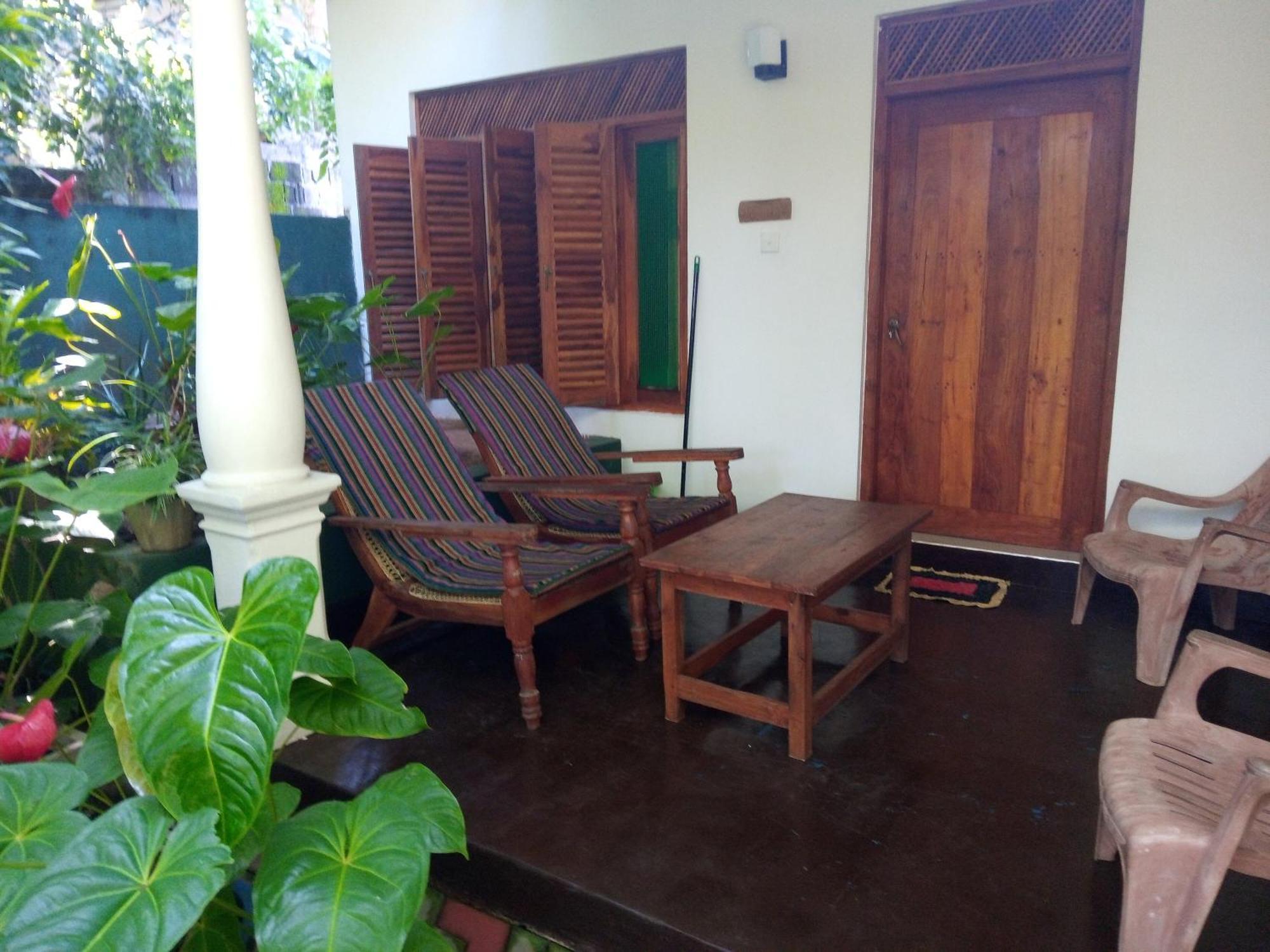 Sansala Guesthouse & Restaurant แทนกาลเล ห้อง รูปภาพ